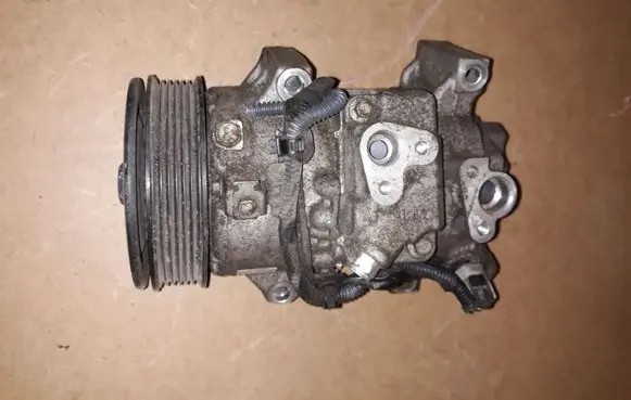 Toyota Corolla E140 E150 Air conditioning (A/C) compressor (pump) 4472601494