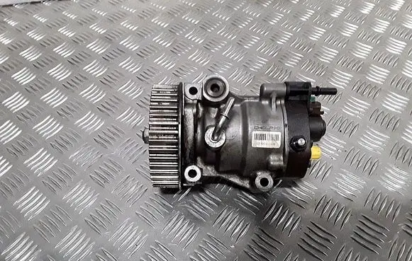 Fuel injection high pressure pump