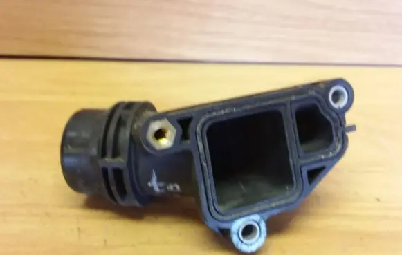 BMW 1 E82 E88 Engine coolant pipe/hose 7800048