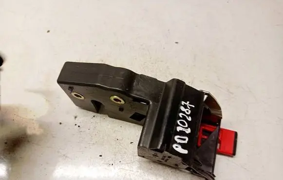 Volkswagen PASSAT B5.5 Seat back rest lock catch 1K0885682D