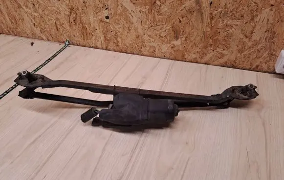Jeep Cherokee XJ Front wiper linkage and motor