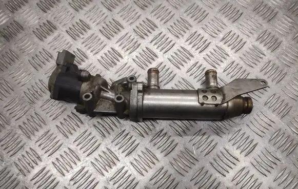 Peugeot 607 EGR valve 4R8Q9D475BC