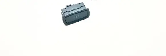 Porsche Cayenne (92A) Tailgate/trunk/boot open switch 7PP959832H