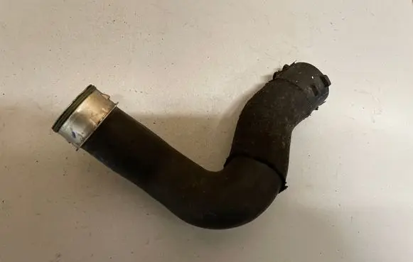 Audi Q7 4L Engine coolant pipe/hose 7L6145738A
