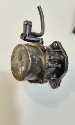 Vacuum pump