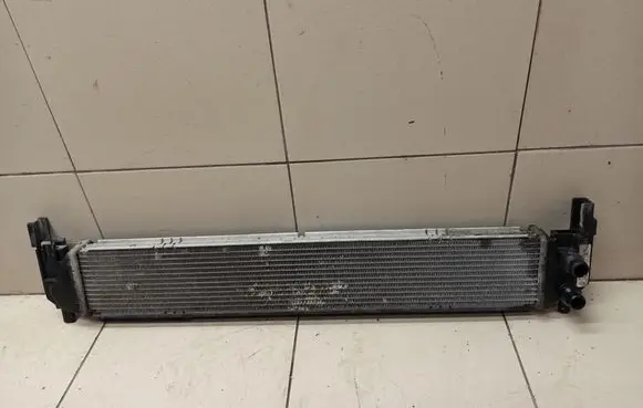Volkswagen Golf VII Intercooler radiator 5Q0121251EH