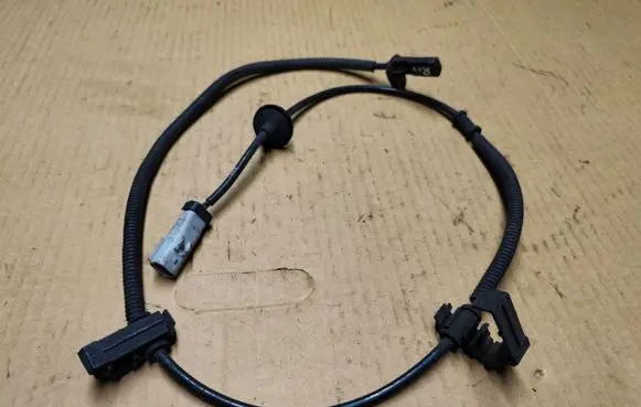 Jeep Grand Cherokee (WJ) ABS rear brake sensor 56041308AA