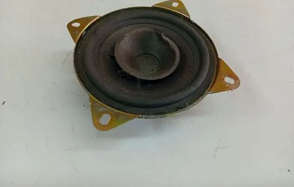 Volkswagen Transporter - Caravelle T5 Front door speaker