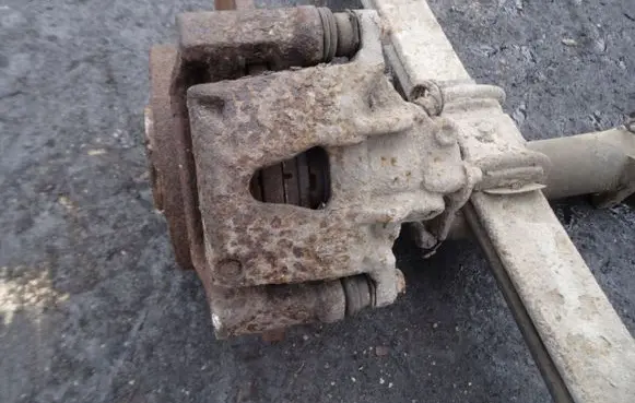 Renault Master II Rear brake caliper