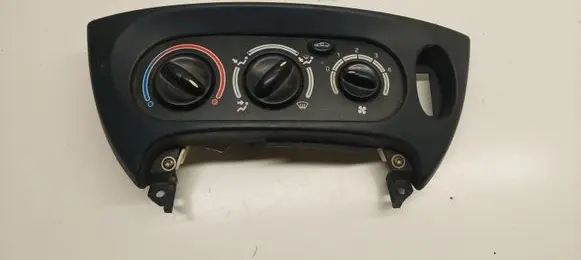 Renault Megane I Climate control unit 655738N
