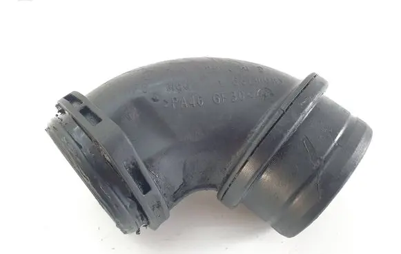Volkswagen Transporter - Caravelle T5 Turbo air intake inlet pipe/hose 7H0129654D
