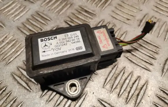 Mercedes-Benz Vito Viano W639 Yaw turn rate sensor 0025426618