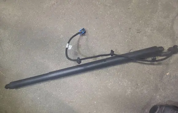 Mercedes-Benz GLC X253 C253 Tailgate/trunk strut/damper A2538900600 1837 20376