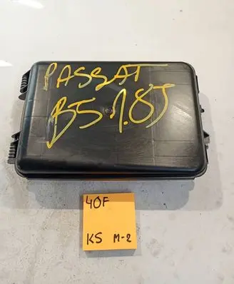 Volkswagen PASSAT B5 Other exterior part 8D0927355A