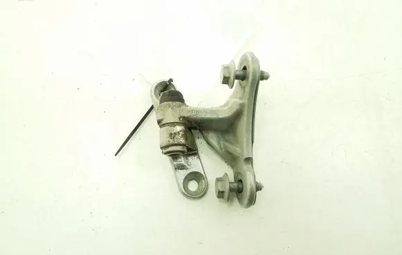 Mercedes-Benz B W245 Front door upper hinge A1697200137