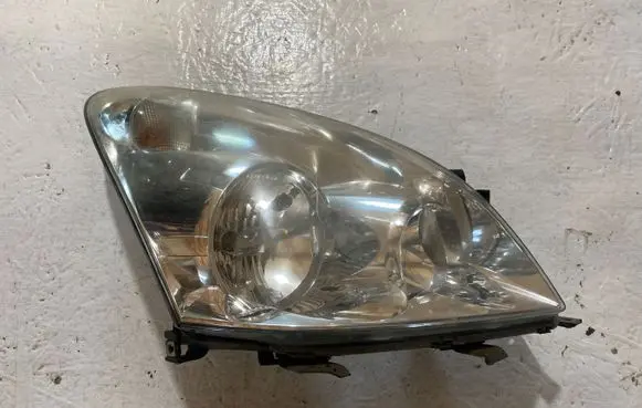 Toyota Corolla E140 E150 Headlight/headlamp