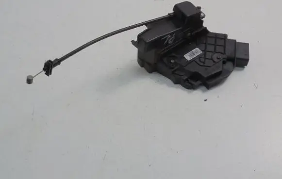 Ford Focus C-MAX Front door lock 3M5AR21813ER