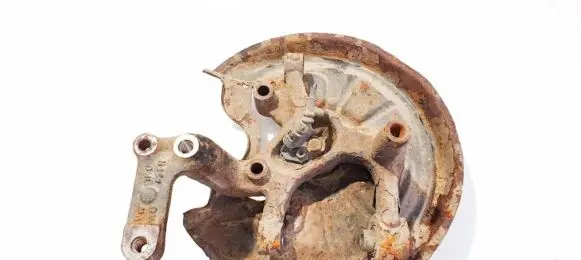 Rear wheel hub
