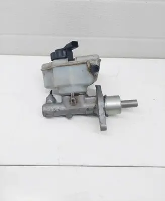 Volkswagen Caddy Master brake cylinder 1K1611301C 03350886321