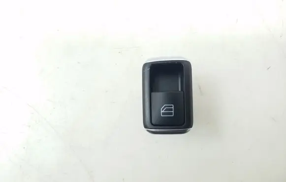 Mercedes-Benz CLA C117 X117 W117 Electric window control switch A2049058102