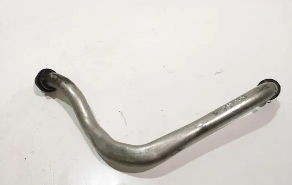Volkswagen Phaeton EGR valve line/pipe/hose