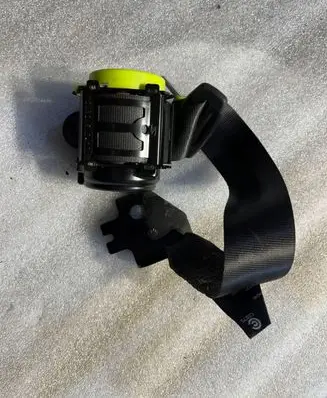 Ford Mondeo MK V Middle seatbelt (rear) DS73F611B64AE