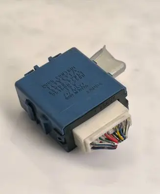 Toyota Yaris Door control unit/module 8598052051 0515003580