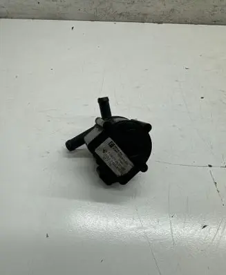 BMW 7 F01 F02 F03 F04 Electric auxiliary coolant/water pump 17669711 7629910 704077260