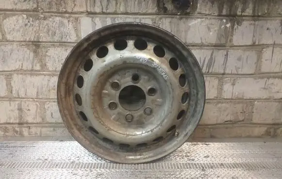 Mercedes-Benz Sprinter W906 R16 steel rim 
