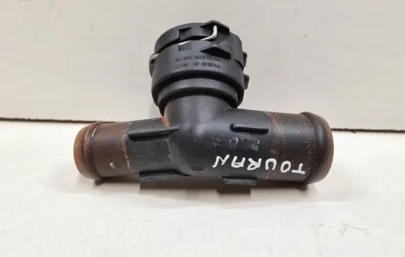 Volkswagen Touran I Engine coolant pipe/hose 1K0122291B