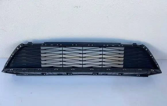 KIA Ceed Front bumper lower grill 86560J7DA0
