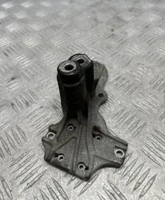 BMW X5 F15 Engine mounting bracket 8514464