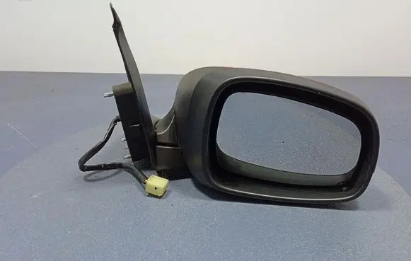 Suzuki Swift I Front door electric wing mirror 84701-62JB0