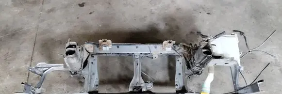 Subaru Impreza III Radiator support slam panel