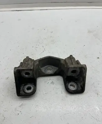 Mercedes-Benz A W176 Engine mounting bracket A6072200307