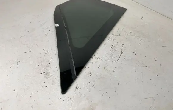 Ford Bronco Rear side window M1PBS29750BD