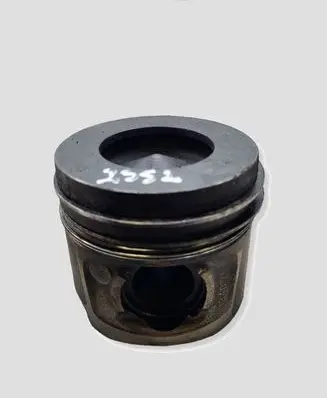 BMW 5 E60 E61 Piston N47