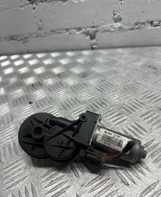 BMW 5 F10 F11 Seat adjustment motor 937268101 600532801