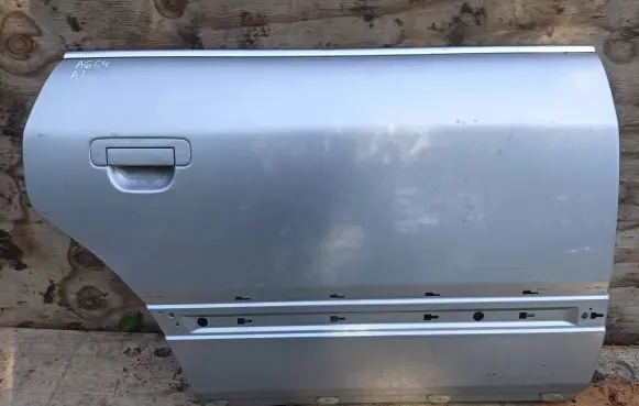 Audi A6 S6 C4 4A Rear door