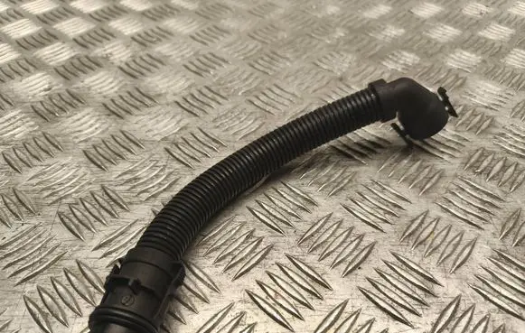 BMW 3 F30 F35 F31 Breather/breather pipe/hose 58650910AT BMPB424 PA6GF15