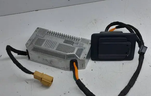 Cupra Formentor Voltage converter inverter 3F0907155 3105804