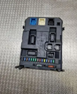 Citroen C3 Picasso Fuse module 9666952080 22661F01 PRT0676001