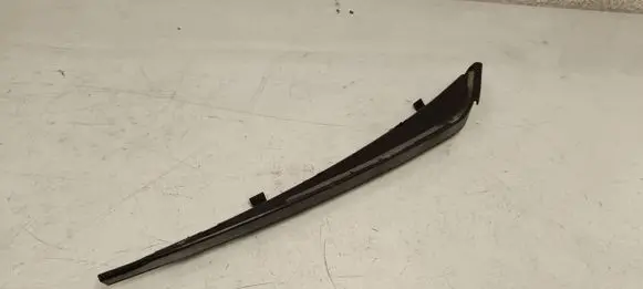 Rear bumper corner part panel trim