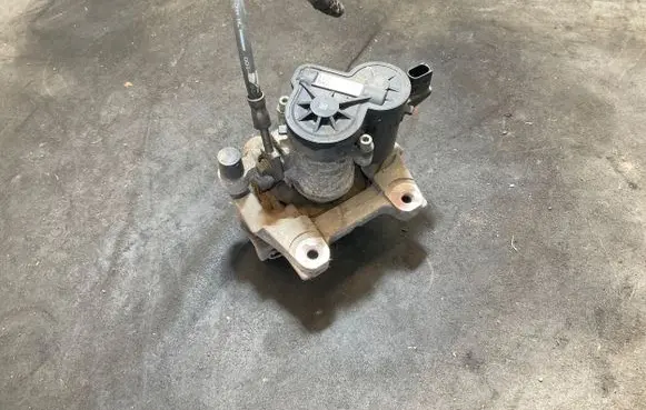 Volvo XC40 Rear brake caliper 32301487 P32301487 T230310