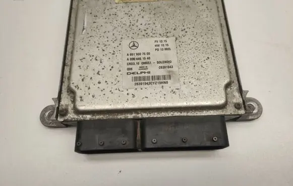 Mercedes-Benz CLS C219 Engine control unit/module A6519007500