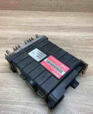 Audi 80 90 S2 B4 Engine control unit/module ECU 443907311C 0261200273