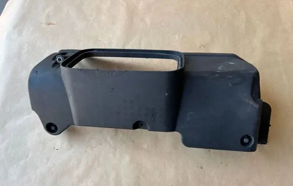 BMW 3 E90 E91 Air filter box cover 7787254 0928400397 PA6MXGF30