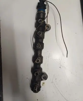 Opel Movano A Fuel main line pipe 0445214145