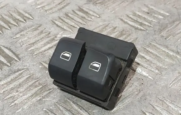 Audi A3 S3 8V Electric window control switch A4638203789
