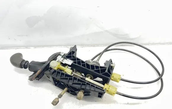 Mercedes-Benz Vito Viano W639 Gear shifter/selector 8129001101
